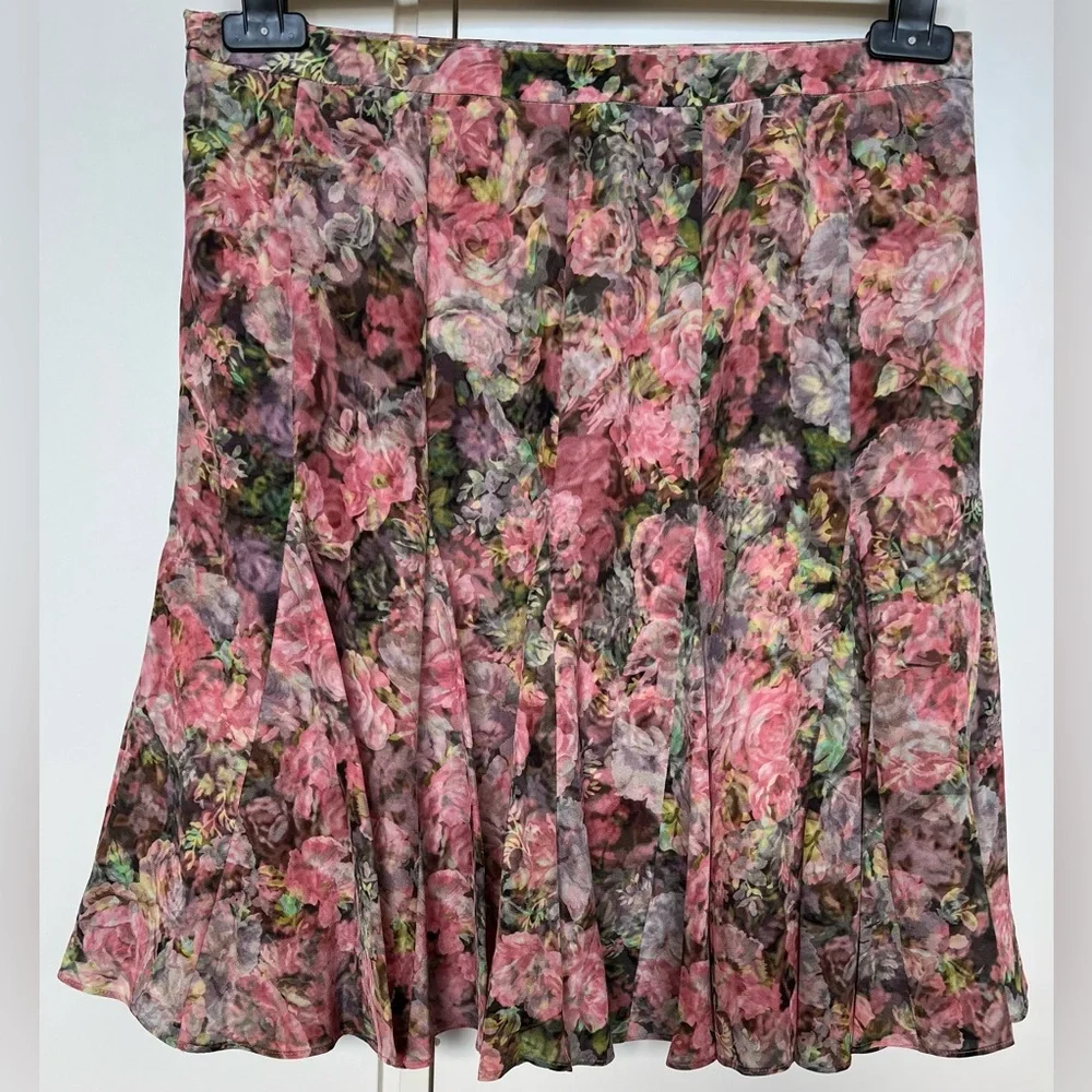 ππ·ESCADAπ·SKIRT π·π π·HOST PICK π·π - Picture 2 of 16